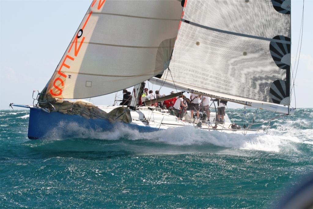 Knee Deep in action in fresh conditions offshore. © Bernie Kaaks